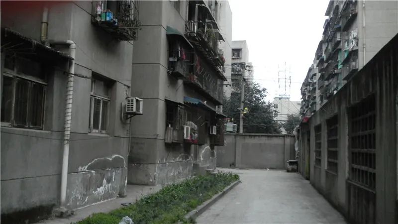 小区相关图