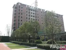 新出:次新有车位,大三房,一梯一户,仅有契税。