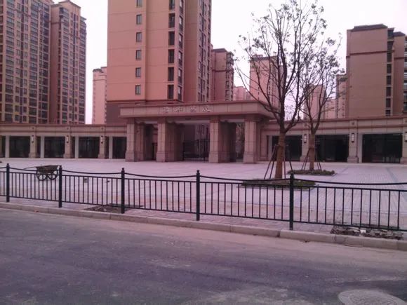 小区相关图