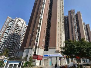 神仙树馨苑3室2厅东南