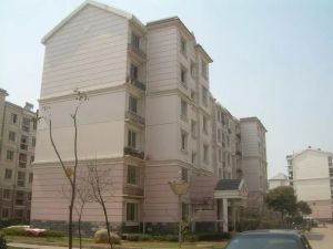 1号线、2号线地铁口生活方便