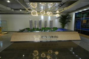恒伟西雅韵公馆6室1厅南