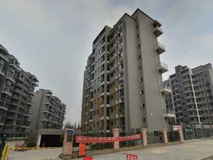 交大万嘉蓉杏园4室2厅东南