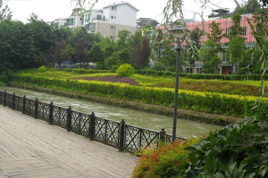 小区相关图