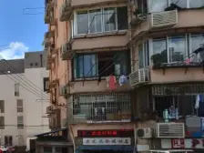 宜山路地铁站旁边,一梯三户,交大附小,徐家汇商圈