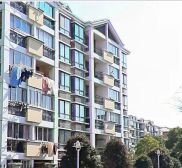 此房手续齐全,格局好,采光好,无遮挡,出行方便