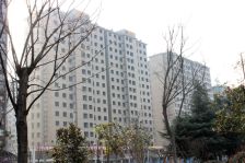 冠亚星城!急卖房源证过二带大车库43万可谈!