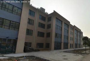 房型正,两房朝南单阳台,中上楼层,带一个车库