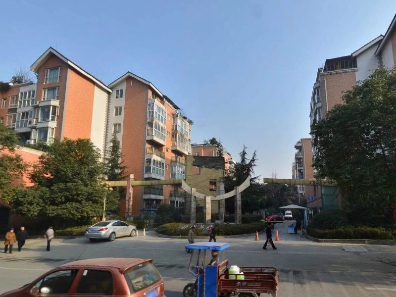 小区相关图