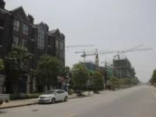 车墩影视城旁边,稀有联排,南北花园,可以拎包入住