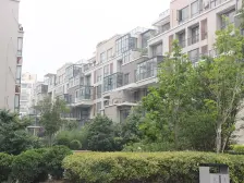 北龙湖西,东风渠旁,精装,无噪音,看房方便