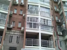 洪城财满街 南北通透,采光好 装修好,环镜优美 周边匹套完善,,出行方便