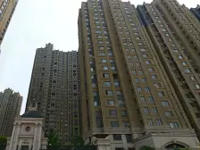 卢浮公馆 两室出售 看房提前联系 诚心卖