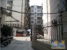 经八路郑大二附院旁标准一居室业主诚心卖