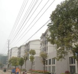 乾茂宫园(乾茂山庄)南北通透,采光好视野好,诚心出售