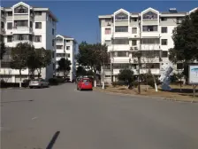 多层中间楼层,边户。 装修还不错 全天采光 两房朝南