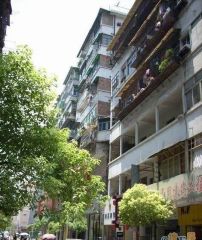 财大北区两室一厅 好楼层 采光好 诚心出售