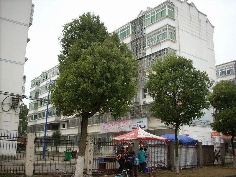 小区相关图