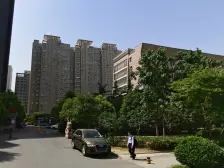 金泰小区 4室2厅 南 北