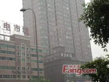 陈家坪轻轨站旁大户型住宅诚心出售