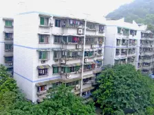 房屋视野开阔。采光通风好,住家安静舒适