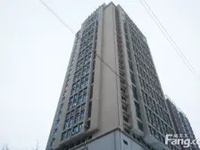 万隆广场 1室1厅 西