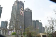 万晟城,精装修两室,价格相当美丽