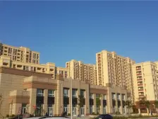 房龄新,电梯房,近地铁,楼间距宽