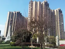 3+1户型,2014年建筑,三开间朝南