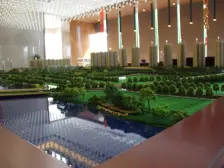 高铁新城 · 环秀湖花园 · 4室2厅 纯毛坯 自由装修