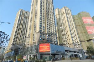 王炸商圈正地铁口清水毛坯中上楼层诚心出售
