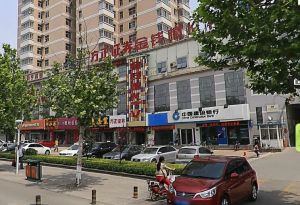 近万博竞秀,断桥铝精装修,带地暖,挨着乐凯