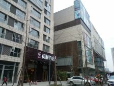 阳光新业中心1室1厅东南西南