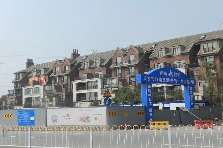 小区相关图