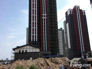 常春藤电梯中层精装婚房诚心出售价格可议保持好