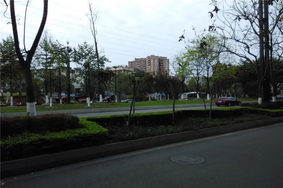 小区相关图