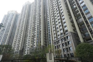 绿地中央广场3室2厅南