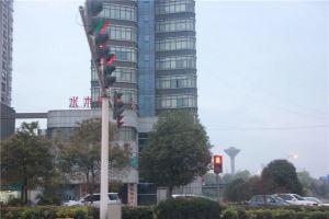 世家水木华麓3室2厅东南南