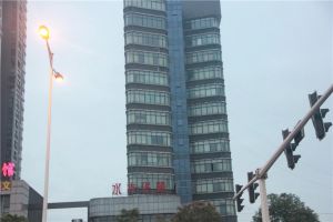 世家水木华麓3室2厅南