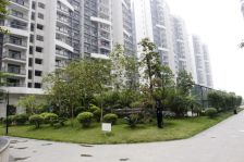 江南华府5房2厅145万