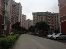 错层风格+一站式直达徐汇+低总价+近城市沙滩+不靠马路