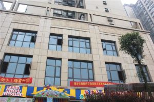 庄园大两房:20多万精装修看浏阳河拎包入住
