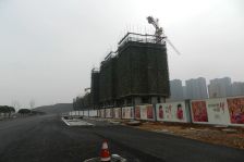 明发国际毛坯平层公寓 业主急售