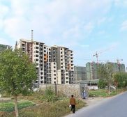 次新小区+11号轻轨500米+精装修拎包入住+小区中间位置