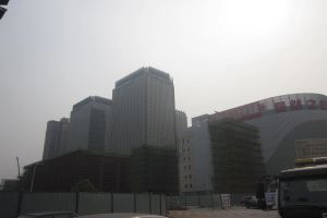 高桥地铁口华晨世纪广场精装三房拎包入住