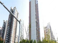 腾龙南苑新出房源,未满二,看房随时,靠近公园