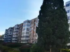 光明里,三室,户型方正,中间楼层,采光好。