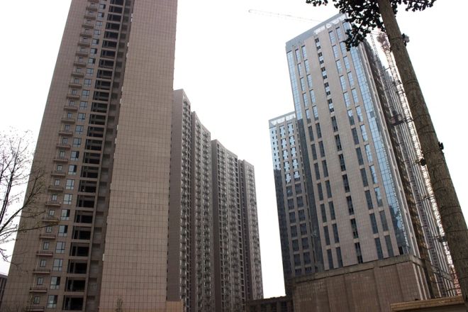 南庭城果商住楼实景图