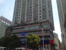 本房户型格局好,采光好,业主诚心出售。