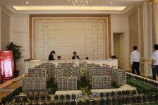 一楼带花园,小区环境优美,视野好,采光好